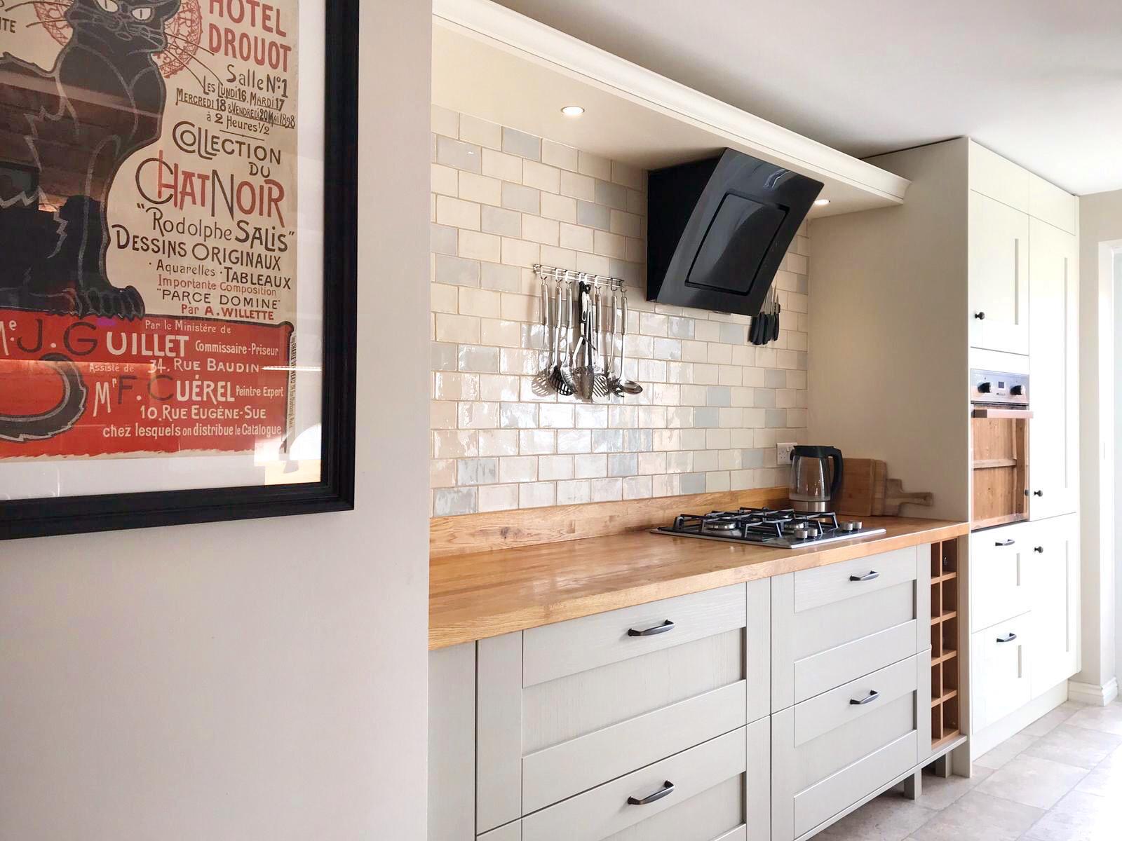 Do I really need an extractor hood in my kitchen? - Jacob Roberts Interiors
